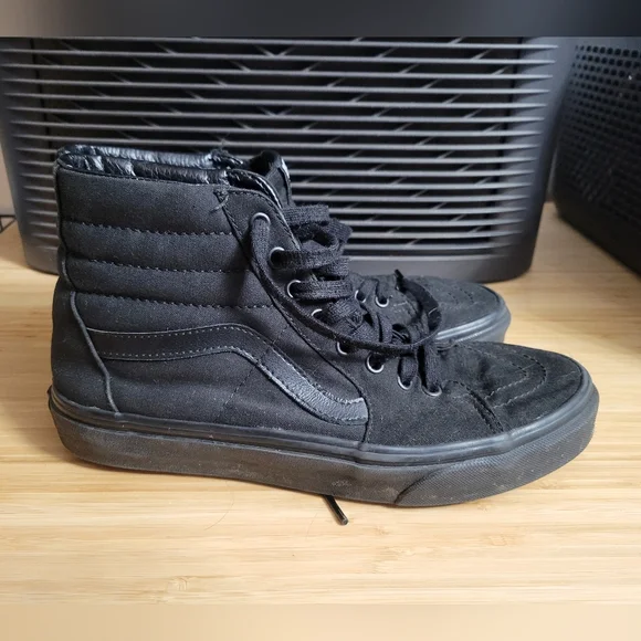 Vans Men's Black High-Top Sneakers Sk8 Hi - Picture 4 of 6